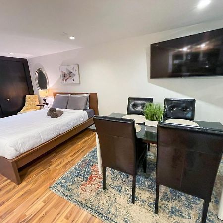 Wrigley Garden Unit Apartment ชิคาโก ภายนอก รูปภาพ
